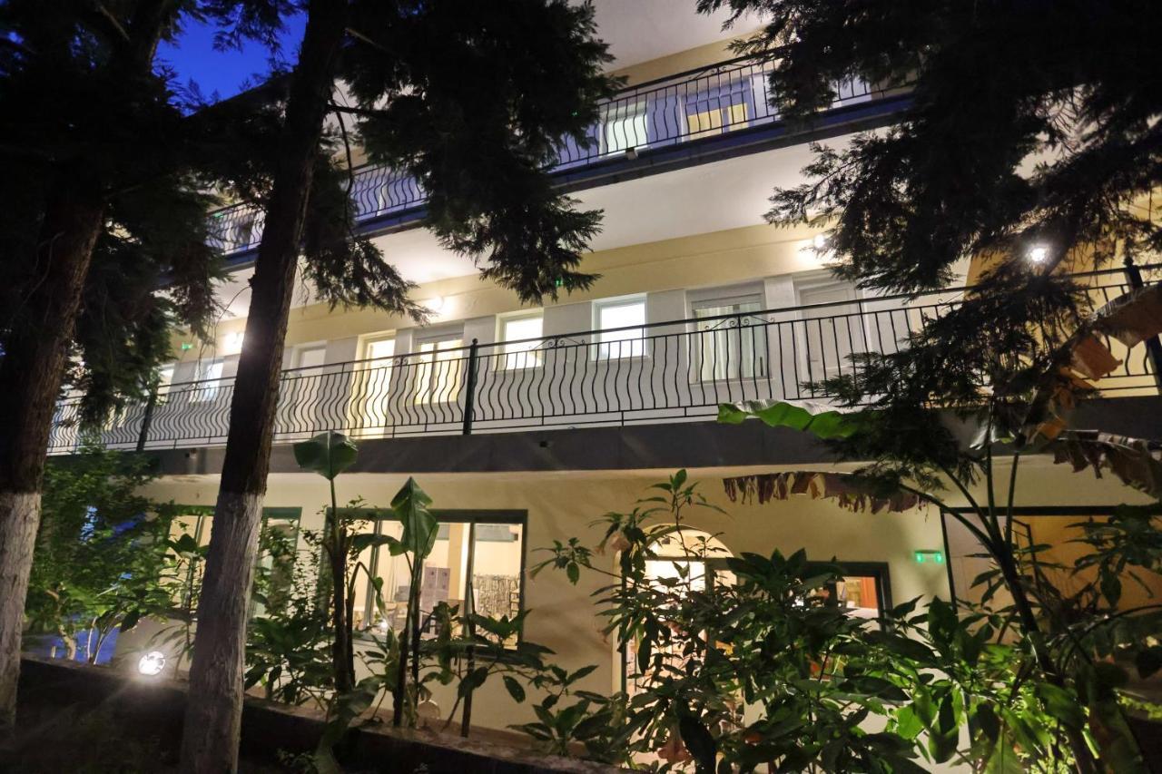 Spanos Apartments Anna'S Lodge Πολύχρονο Εξωτερικό φωτογραφία