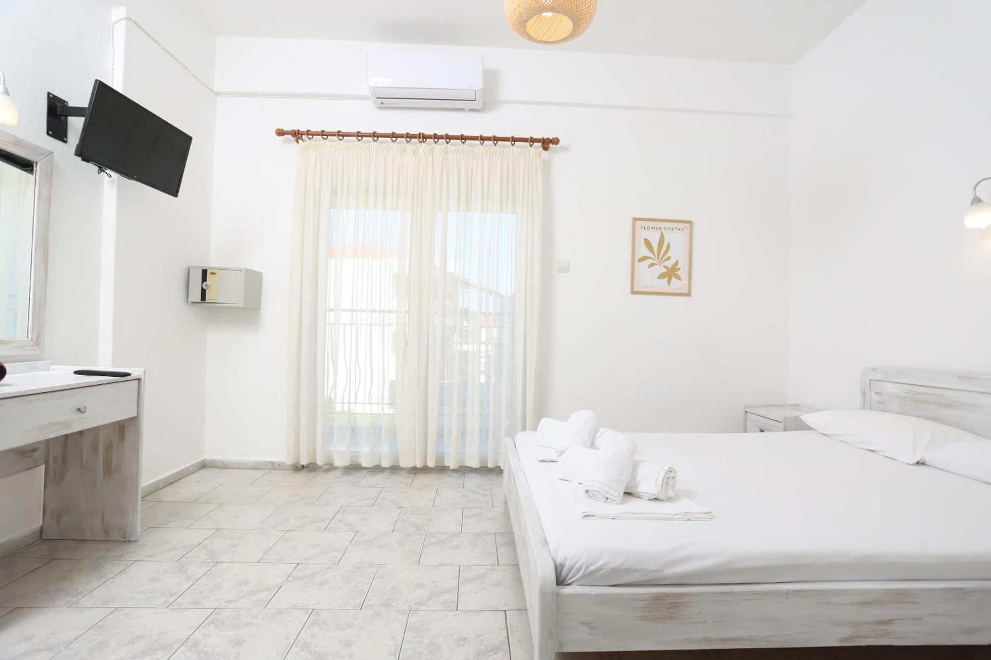 Spanos Apartments Anna'S Lodge Πολύχρονο Εξωτερικό φωτογραφία
